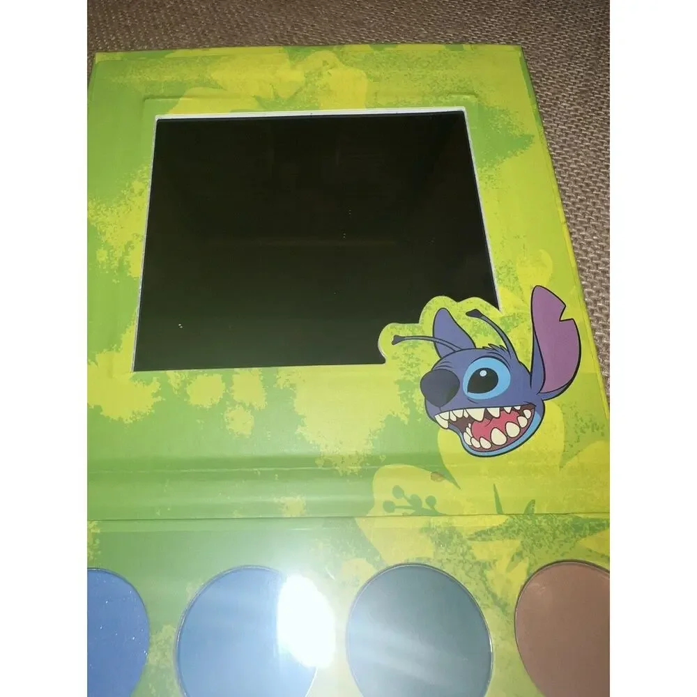 Disney's Stitch 12 Eyeshadow Palette - Lilo & Stitch